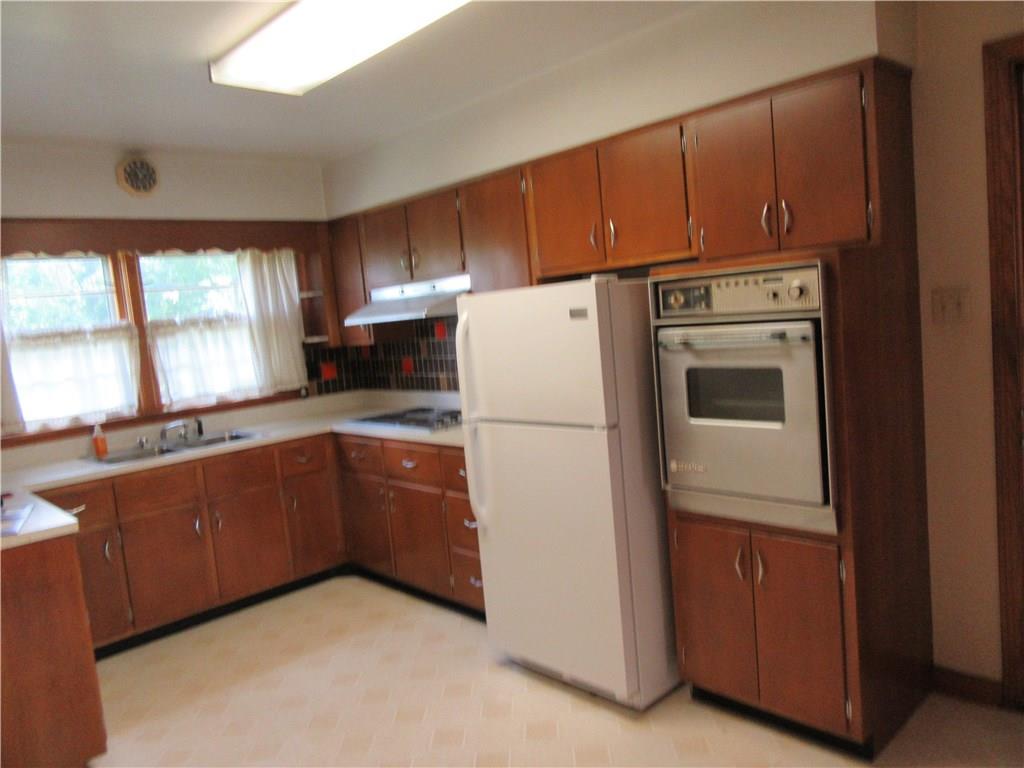 41 Fosterville Road Greensburg, PA 15601 - Photo 5 of 19 Gallery Image 5