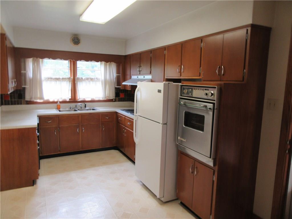 41 Fosterville Road Greensburg, PA 15601 - Photo 7 of 19 Gallery Image 7