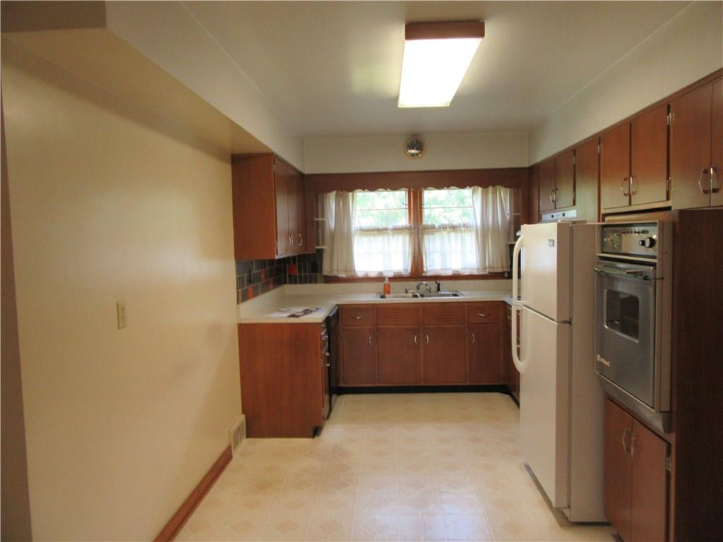 41 Fosterville Road Greensburg, PA 15601 - Photo 8 of 19 Gallery Image 8