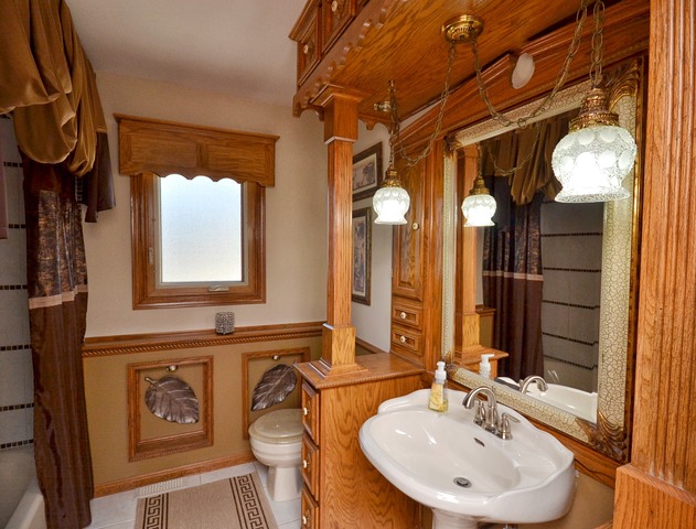 7904 West 80th Street Bridgeview, IL 60455 - Photo 12 of 25