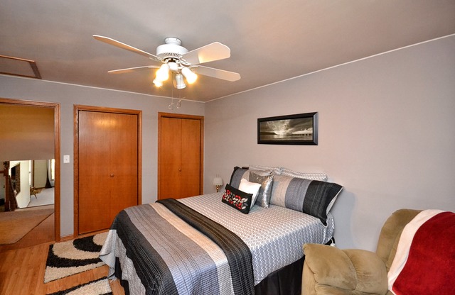 7904 West 80th Street Bridgeview, IL 60455 - Photo 13 of 25