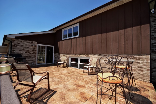 7904 West 80th Street Bridgeview, IL 60455 - Photo 22 of 25