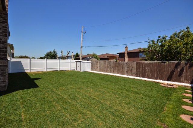 7904 West 80th Street Bridgeview, IL 60455 - Photo 24 of 25