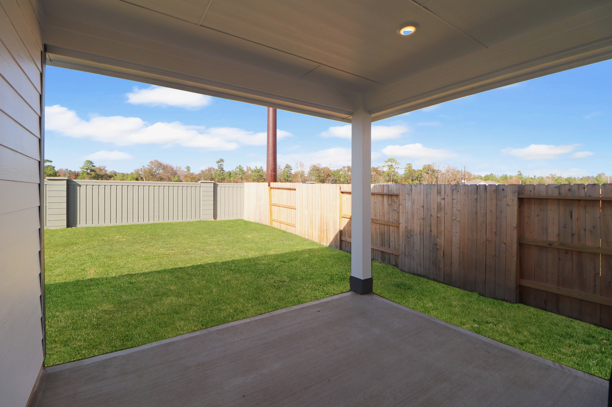 2614 Cactus Ranch Lane Crosby, TX 77532 - Photo 20 of 24 a view of a garden with a room
