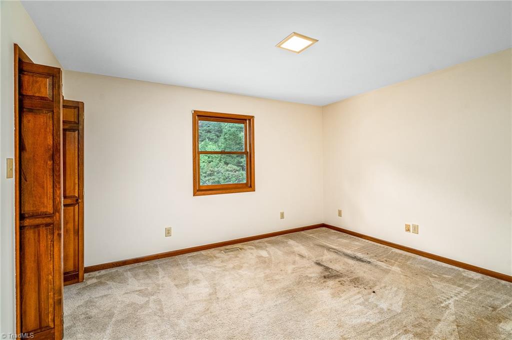 2160 Colony Road Gibsonville, NC 27249 - Photo 15 of 33 Gallery Image 15