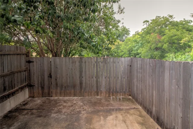 $1,275 | 202 South College Street, Unit 7, Georgetown, TX 78626