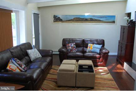 456 Woodhill Road Wayne, PA 19087 - Photo 3 of 21