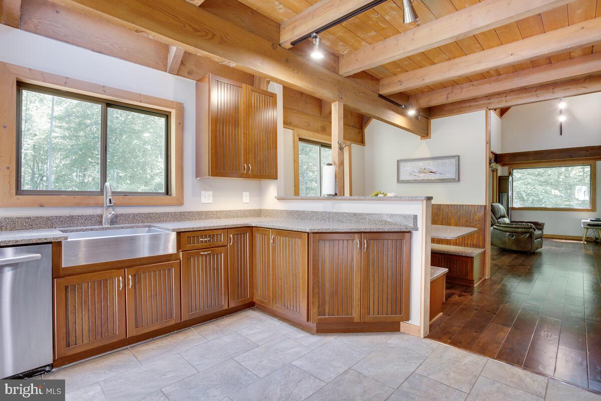 3581 Yellow Bank Road Dunkirk, MD 20754 - Photo 24 of 93 Farm Sink and Quartz Countertops