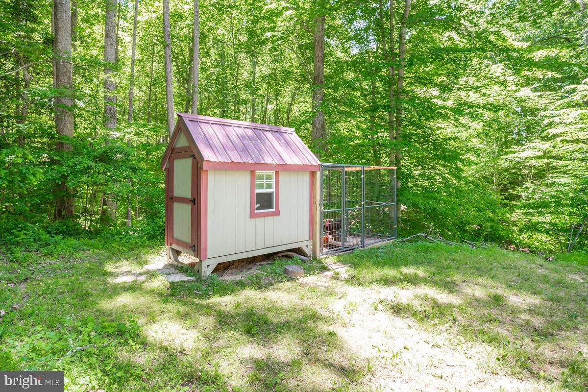3581 Yellow Bank Road Dunkirk, MD 20754 - Photo 73 of 93 Covered chicken coop