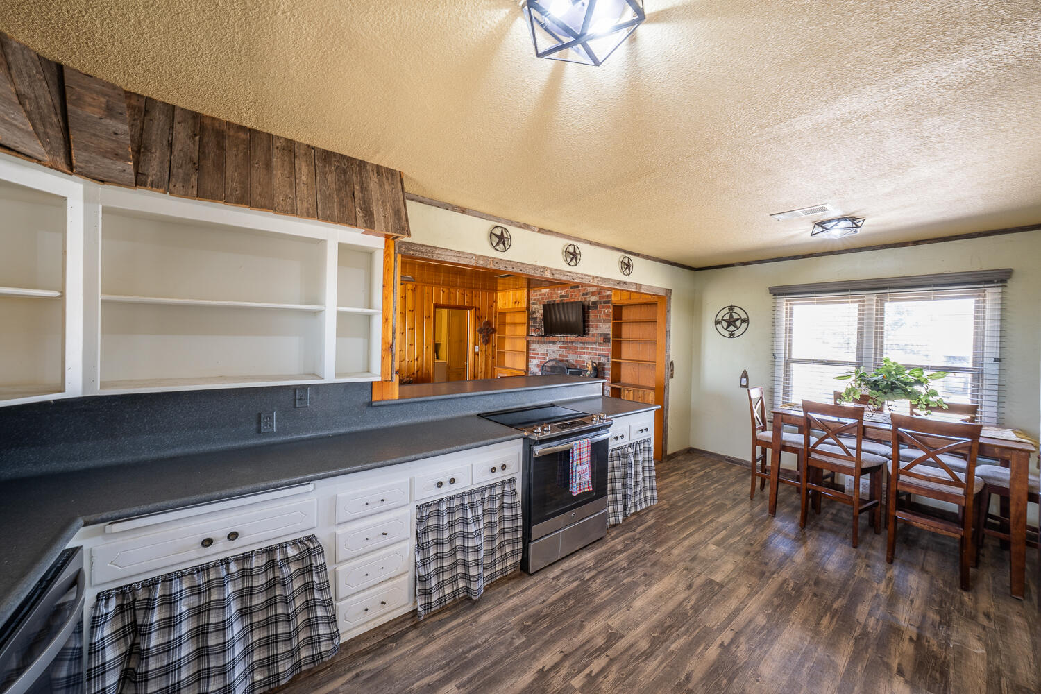 18902 C R 2930 Slaton, TX 79364 - Photo 9 of 24 DSC01805