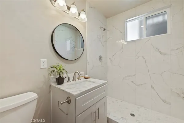 $4,995 | 28033 Cero Drive, Saugus, CA 91350
