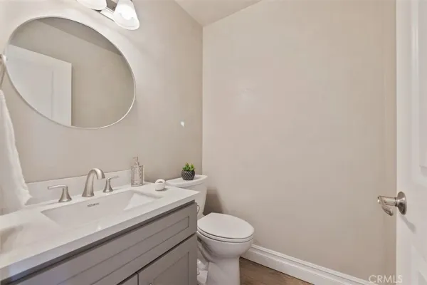 $4,995 | 28033 Cero Drive, Saugus, CA 91350