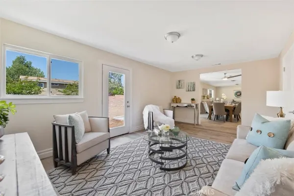 $4,995 | 28033 Cero Drive, Saugus, CA 91350