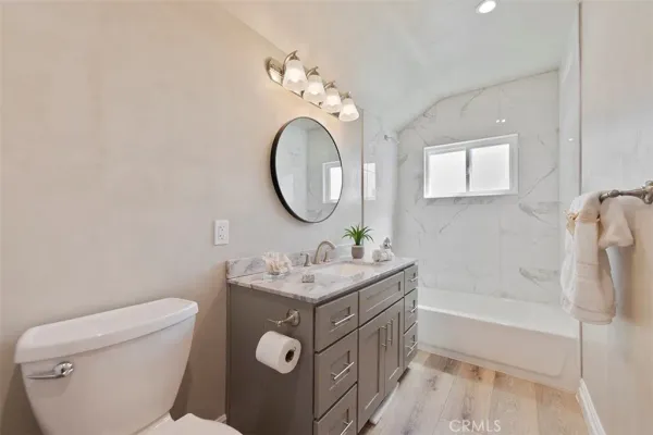 $4,995 | 28033 Cero Drive, Saugus, CA 91350