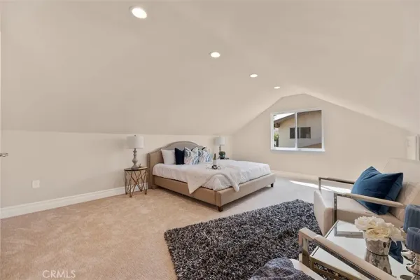 $4,995 | 28033 Cero Drive, Saugus, CA 91350
