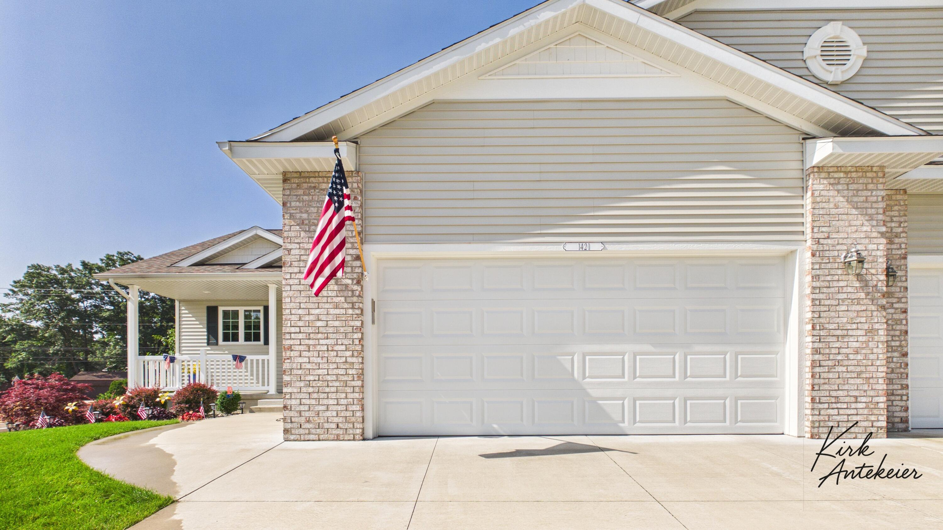 1421 East Addison Way Muskegon, MI 49445 - Photo 2 of 42 CAM04872G0-PR0065-STILL002