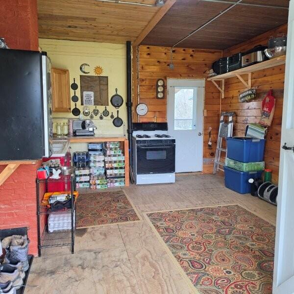 866 Main Street Lincoln, ME 04457 - Photo 39 of 69 Summer Kitchen