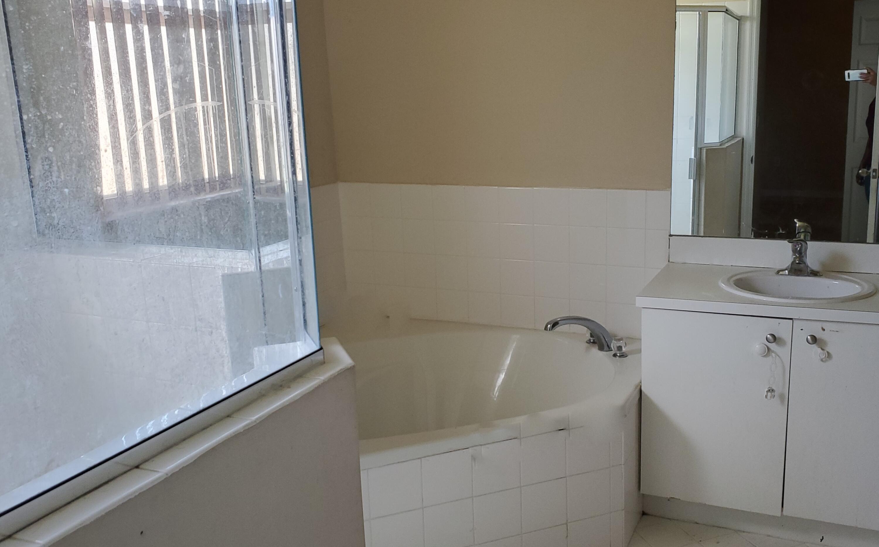 1476 Northeast 40th Road Homestead, FL 33033 - Photo 23 of 29 Master bath 1
