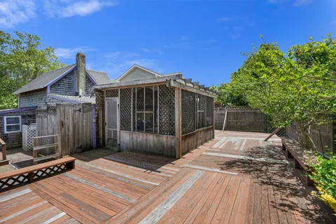 $925,000 | 15 2nd Avenue, Oak Bluffs, MA 02557