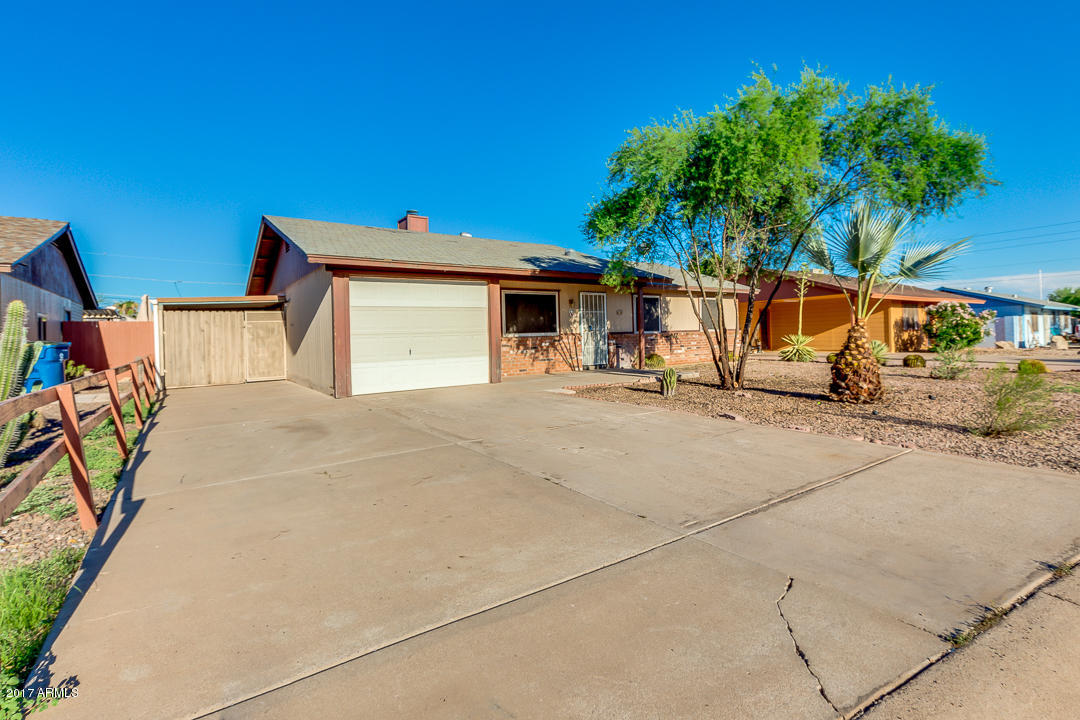 2355 South Arizona Road Apache Junction, AZ 85119 - Photo 2 of 28 02-Arizona