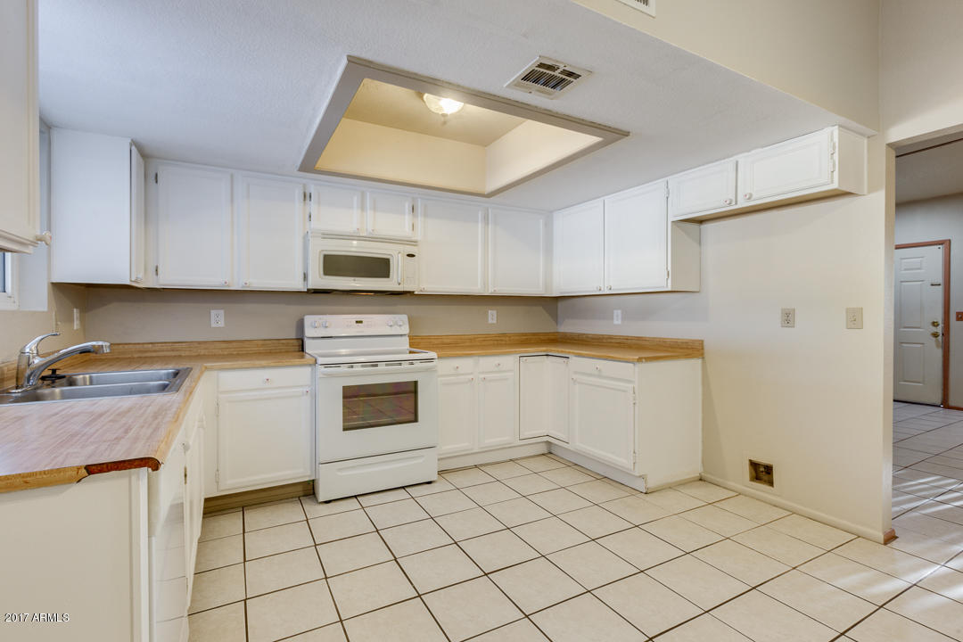 2355 South Arizona Road Apache Junction, AZ 85119 - Photo 8 of 28 08-Arizona