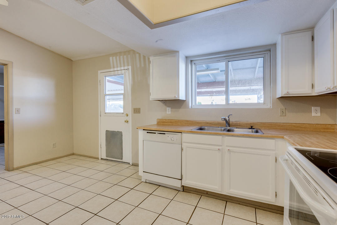 2355 South Arizona Road Apache Junction, AZ 85119 - Photo 10 of 28 10-Arizona
