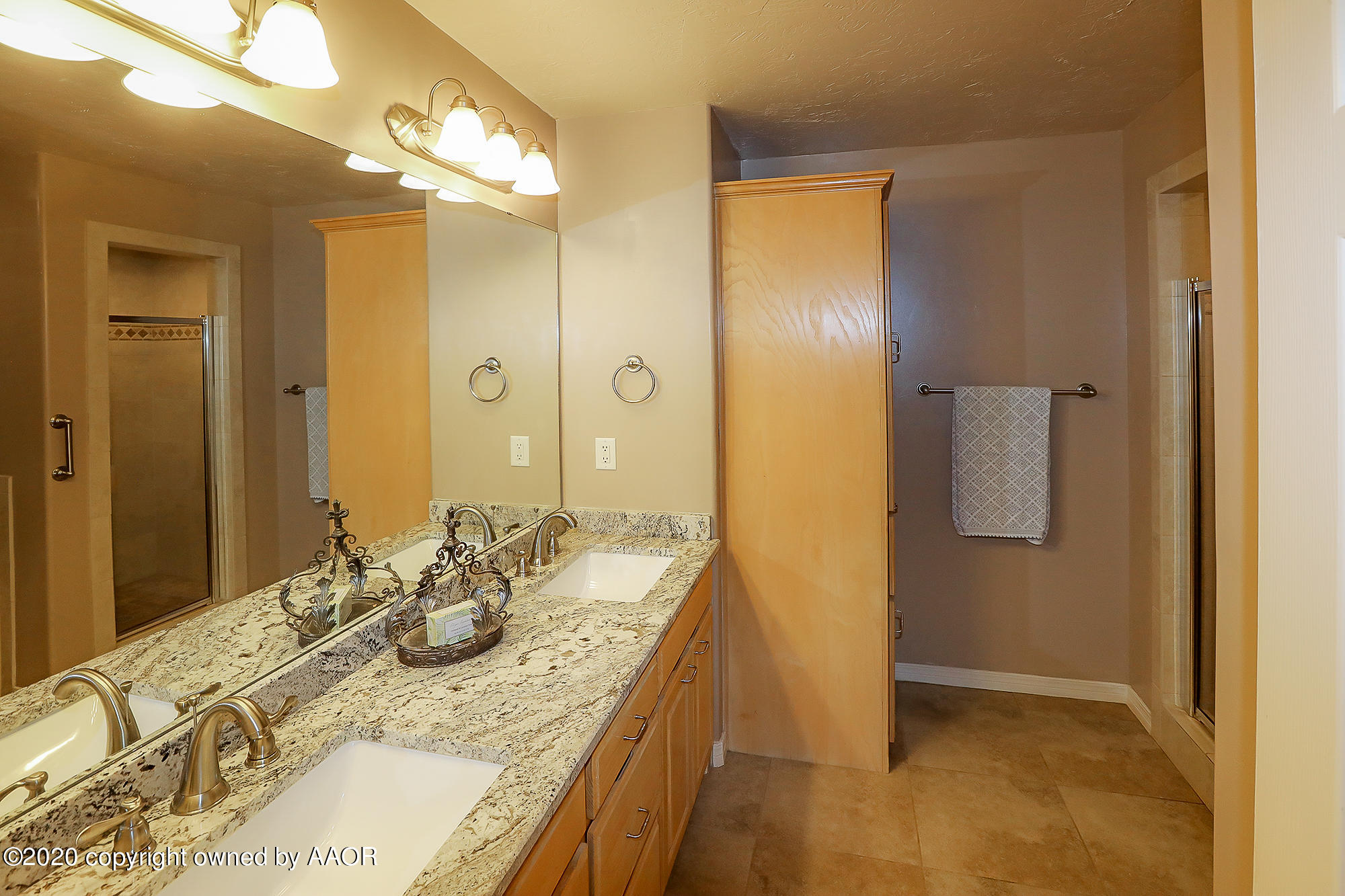 7804 Bayswater Road Amarillo, TX 79119 - Photo 12 of 41 Bathroom
