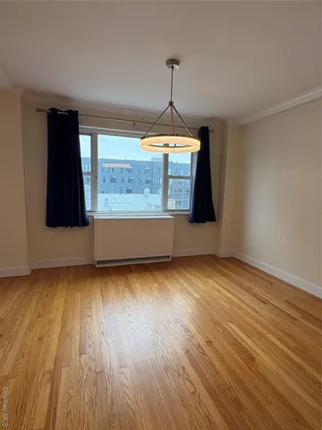 $4,000 | 300 Martine Avenue, Unit 6J, White Plains, NY 10601