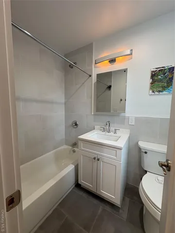 $4,000 | 300 Martine Avenue, Unit 6J, White Plains, NY 10601