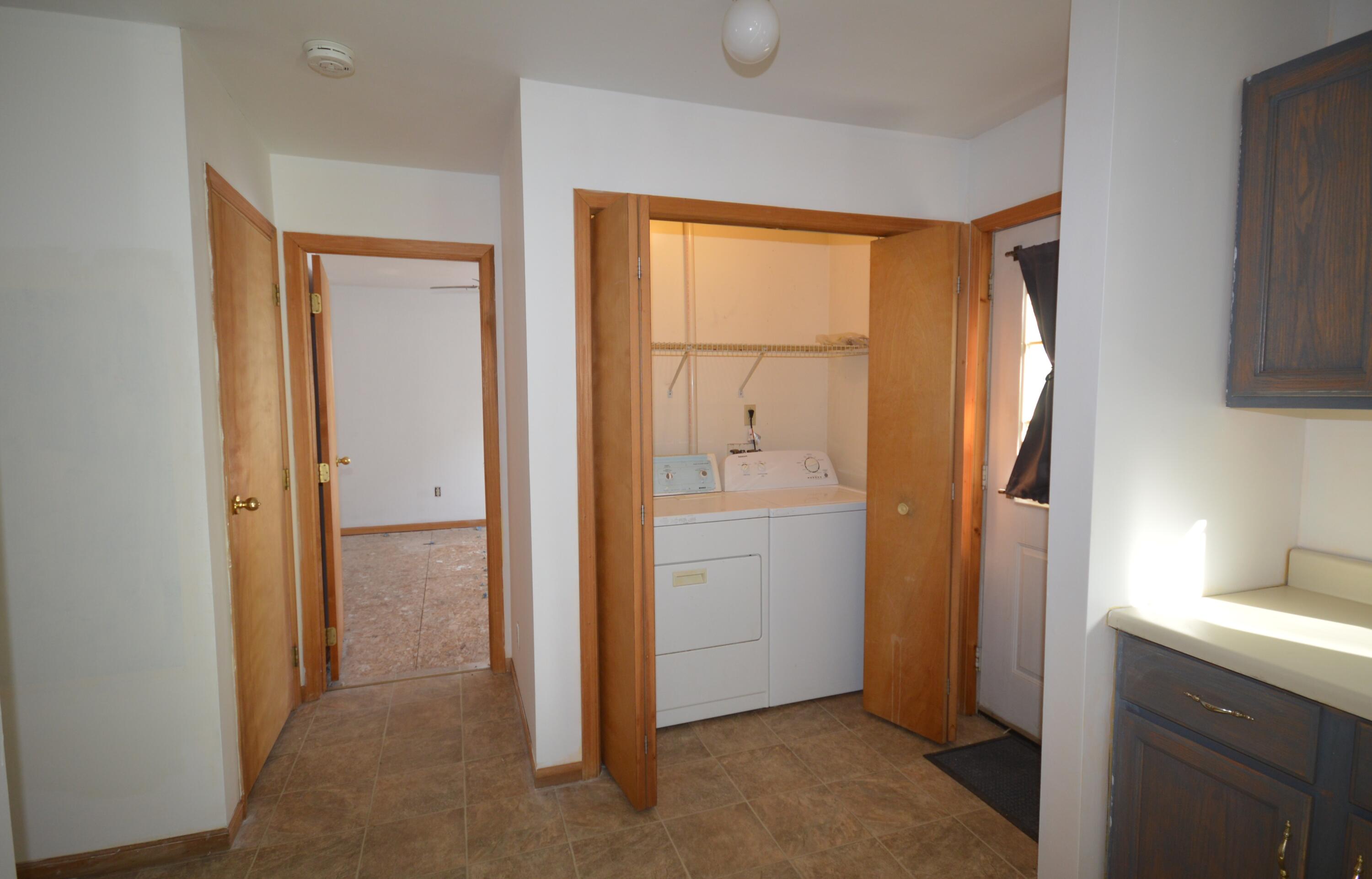 1050 N Road Newburgh, ME 04444 - Photo 10 of 33 DSC_0036