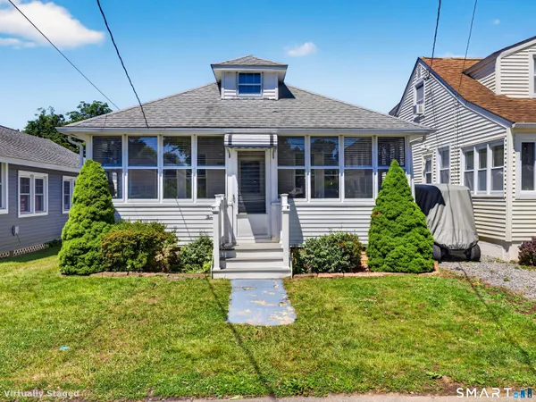 $575,000 | 13 Old Colony Road, Old Lyme, CT 06371