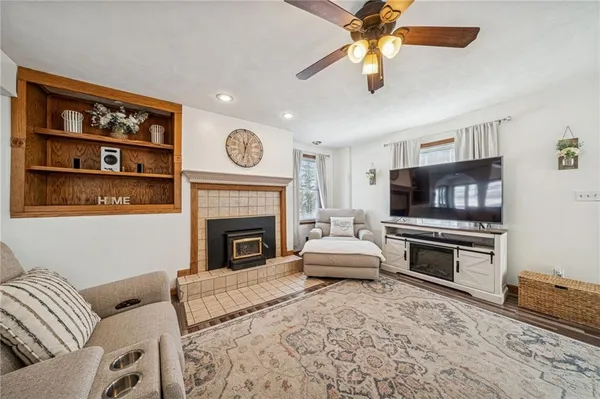 $299,999 | 7835 Highway 819, Hunker, PA 15639