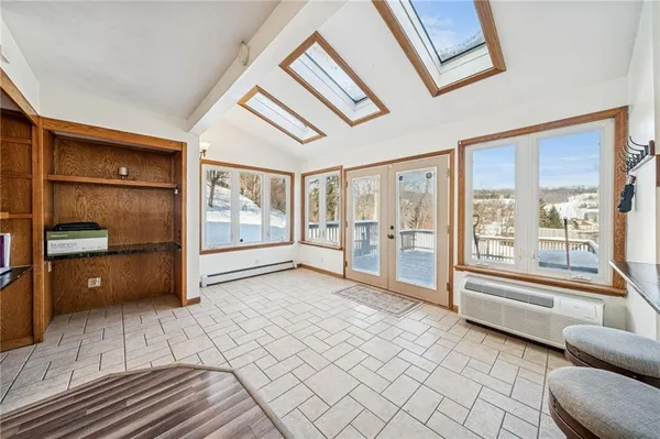 $299,999 | 7835 Highway 819, Hunker, PA 15639