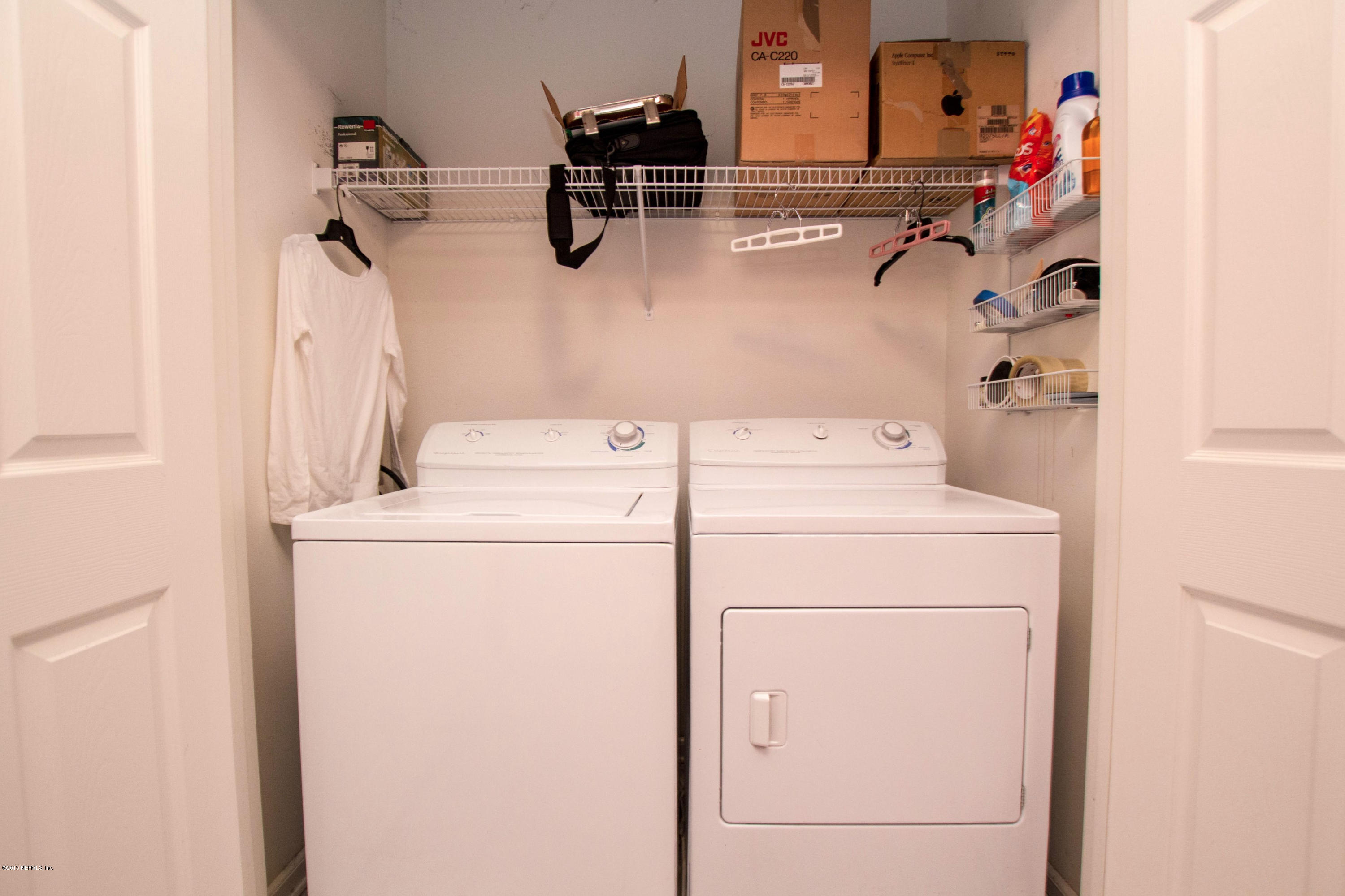 10550 Baymeadows Road, Unit 128 Jacksonville, FL 32256 - Photo 14 of 19 Laundry