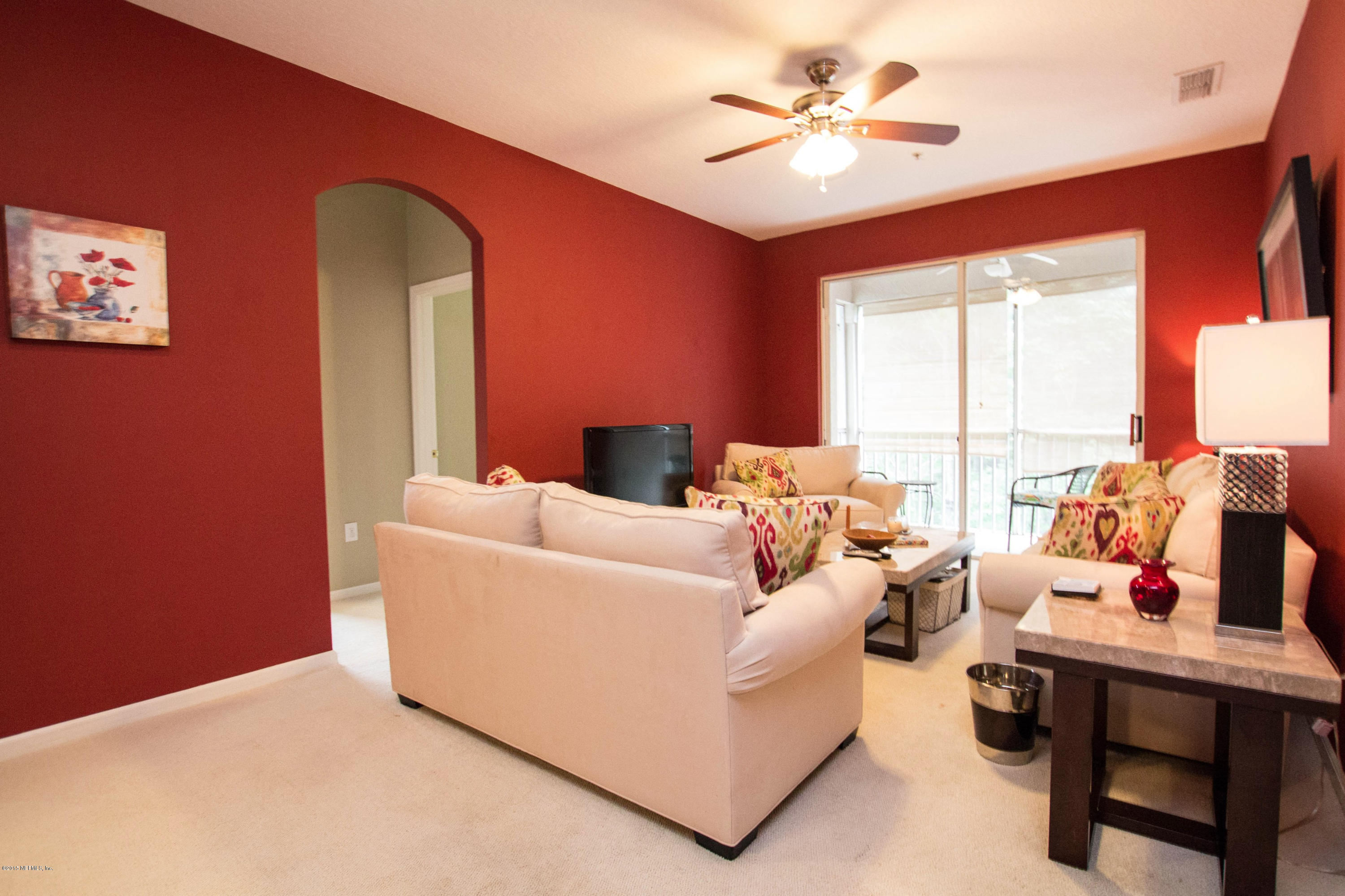10550 Baymeadows Road, Unit 128 Jacksonville, FL 32256 - Photo 6 of 19 Living View 3