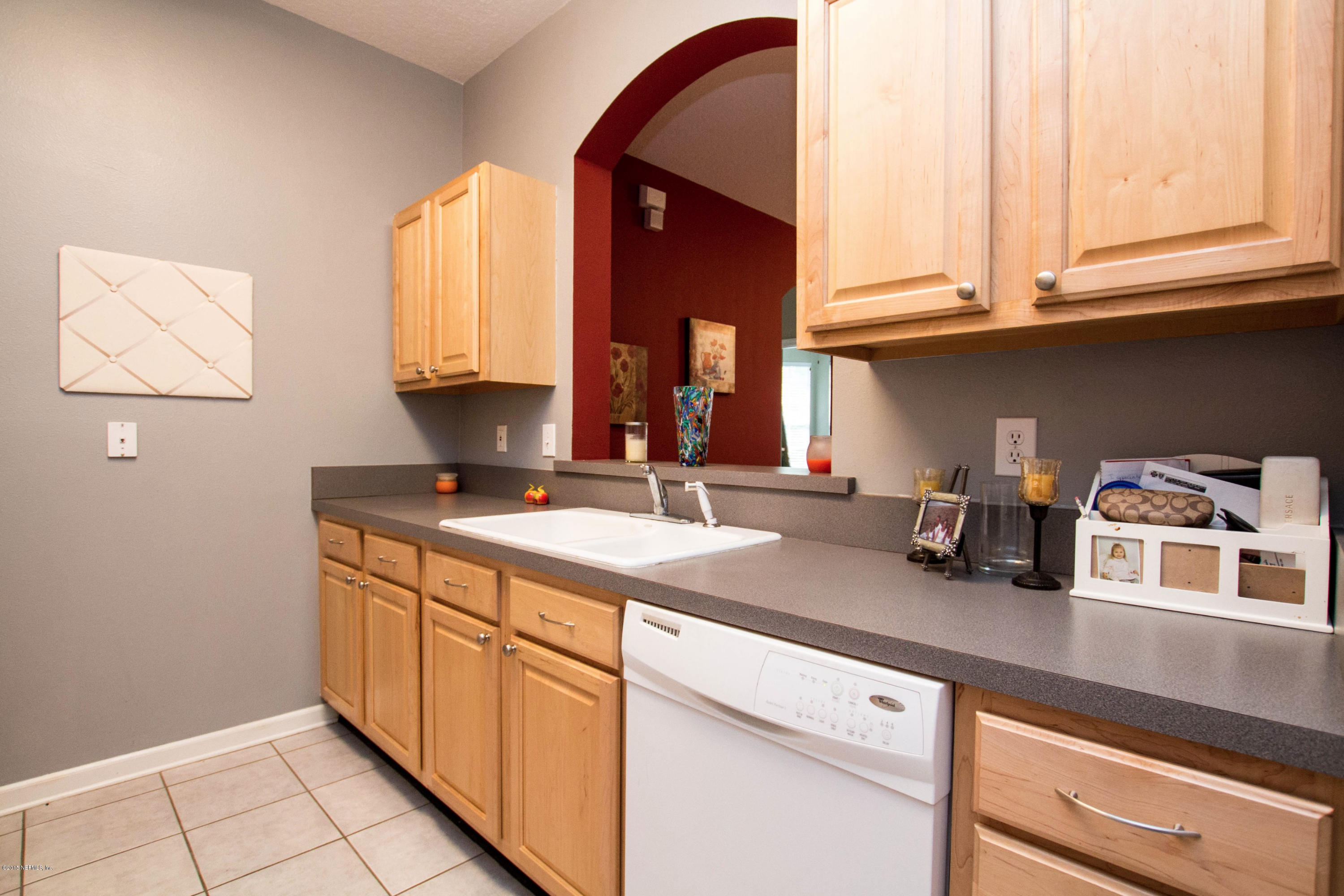 10550 Baymeadows Road, Unit 128 Jacksonville, FL 32256 - Photo 8 of 19 Kitchen View 2