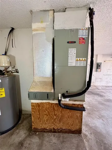 $325,000 | 2173 Cypress Point Drive North, Clearwater, FL 33763