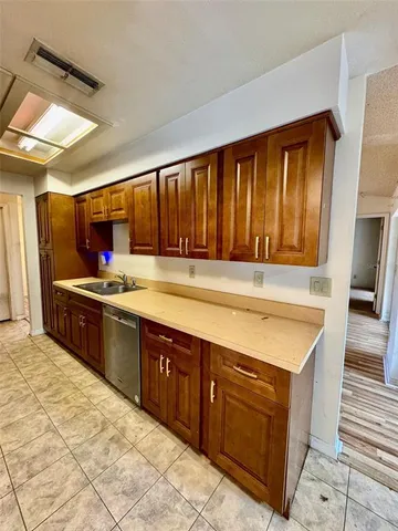 $325,000 | 2173 Cypress Point Drive North, Clearwater, FL 33763