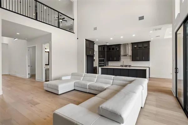 $1,185,000 | 1161 Rochester Place, Copper Canyon, TX 75077