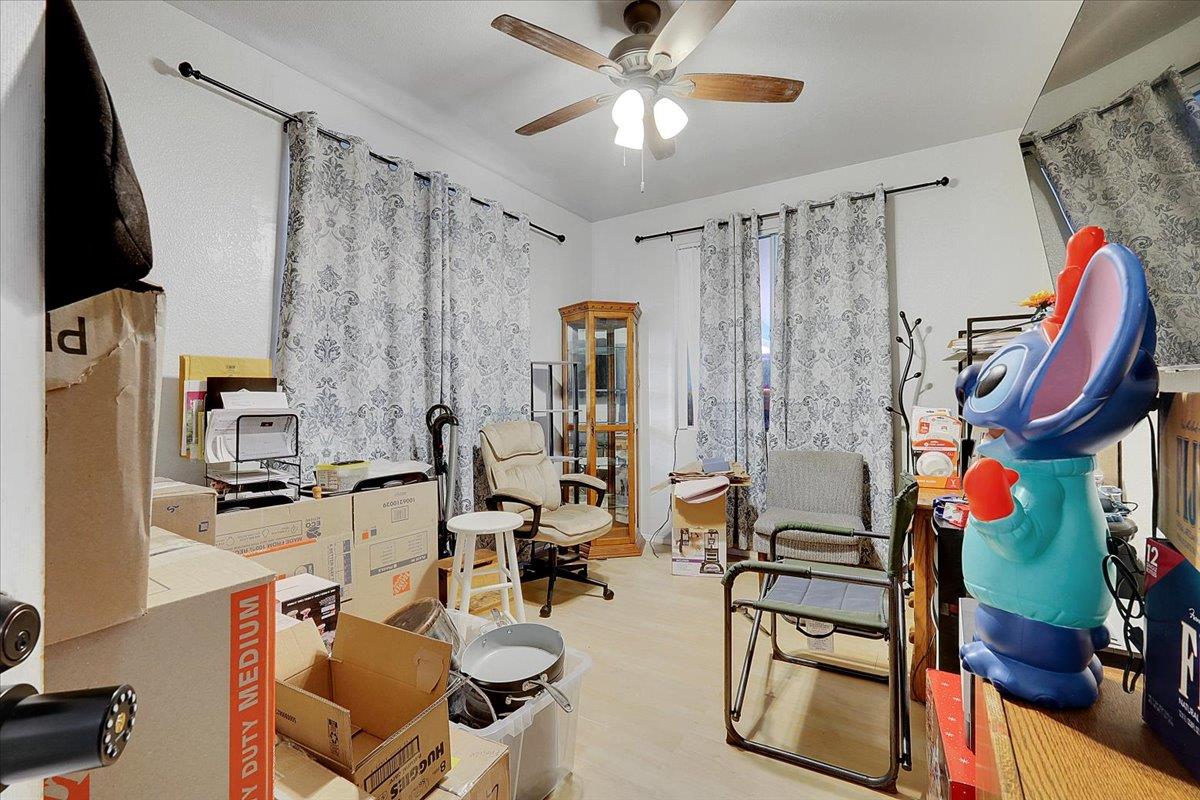 6024 Deepdale Way Elk Grove, CA 95758 - Photo 17 of 40