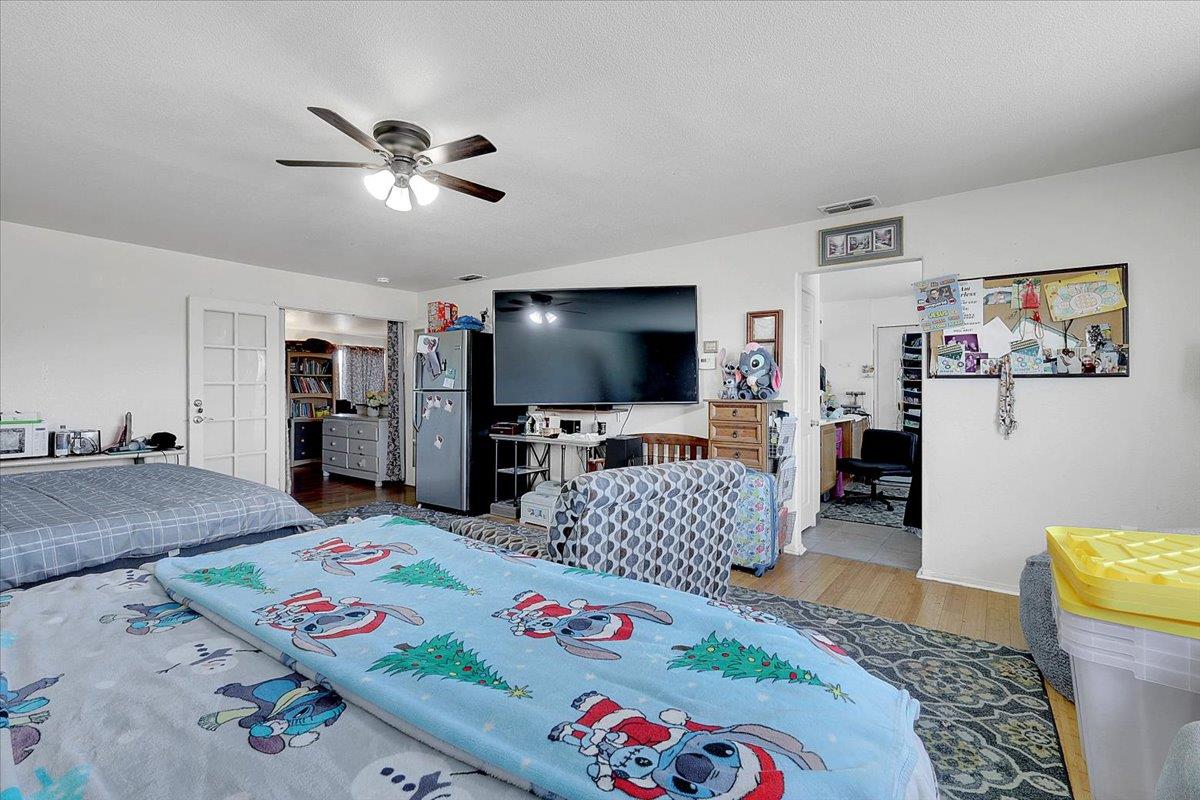 6024 Deepdale Way Elk Grove, CA 95758 - Photo 27 of 40