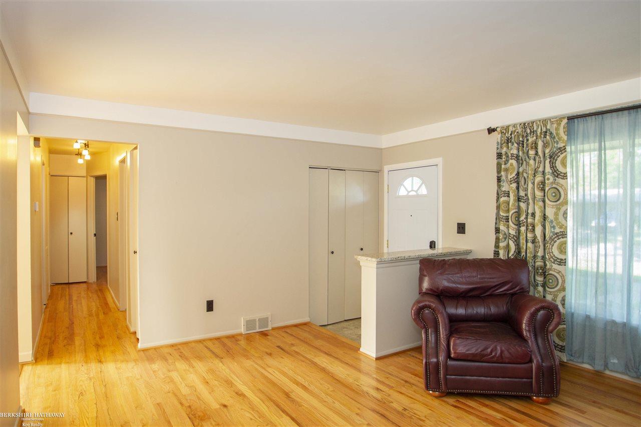 11947 Frazho Road Warren, MI 48089 - Photo 4 of 35