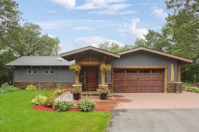 $2,200,000 | 227 River Crest Drive, Hudson, WI 54016