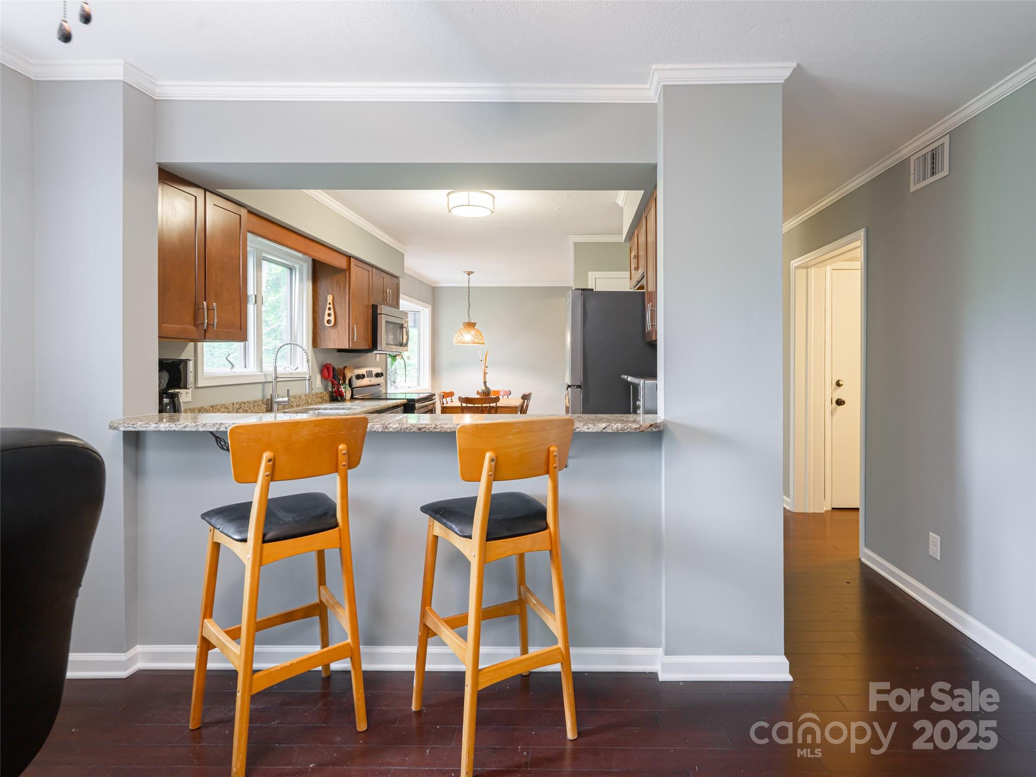 201 Racquet Club Road, Unit 21 Asheville, NC 28803 - Photo 11 of 33 Gallery Image 11