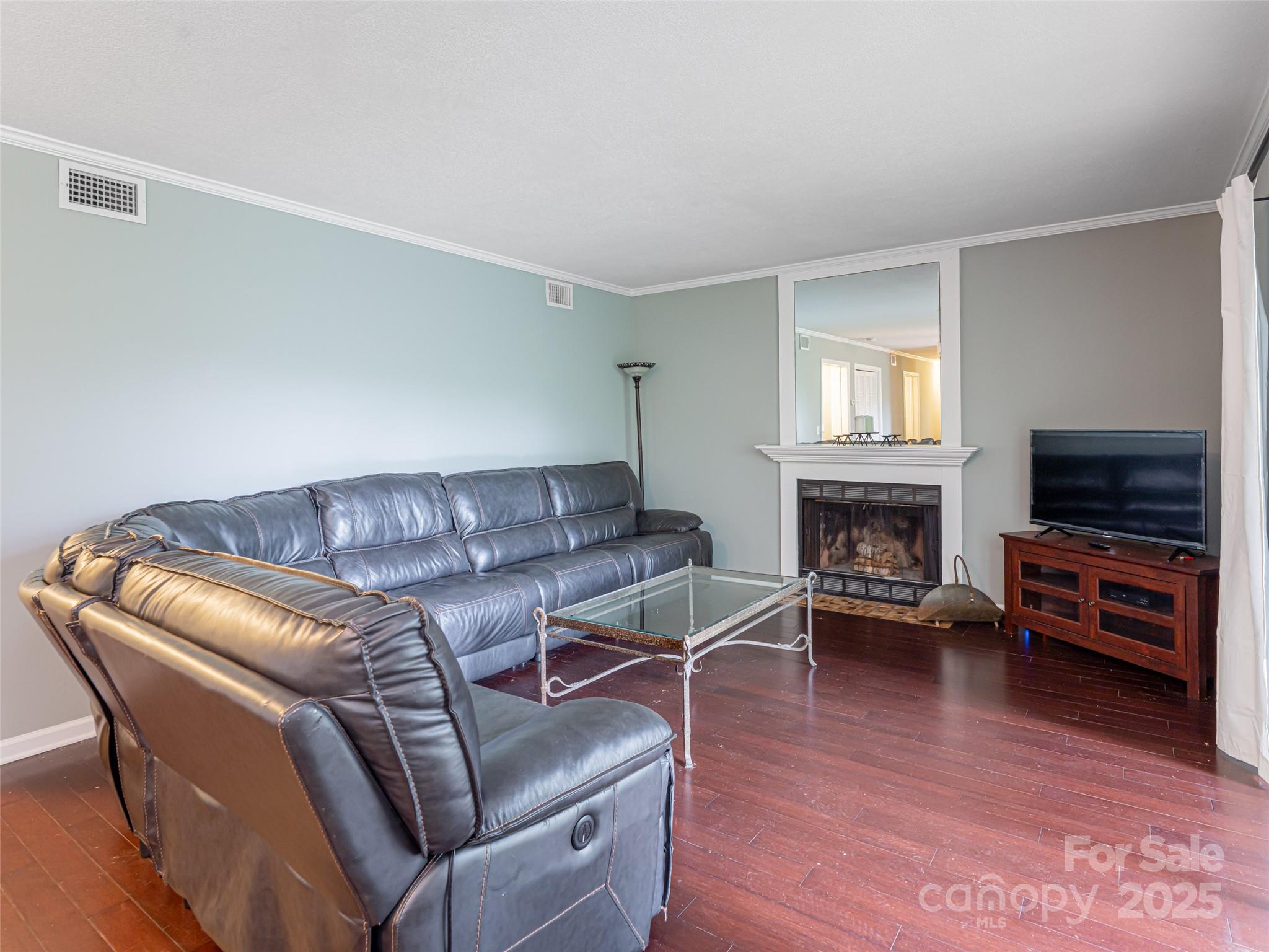 201 Racquet Club Road, Unit 21 Asheville, NC 28803 - Photo 13 of 33 Gallery Image 13