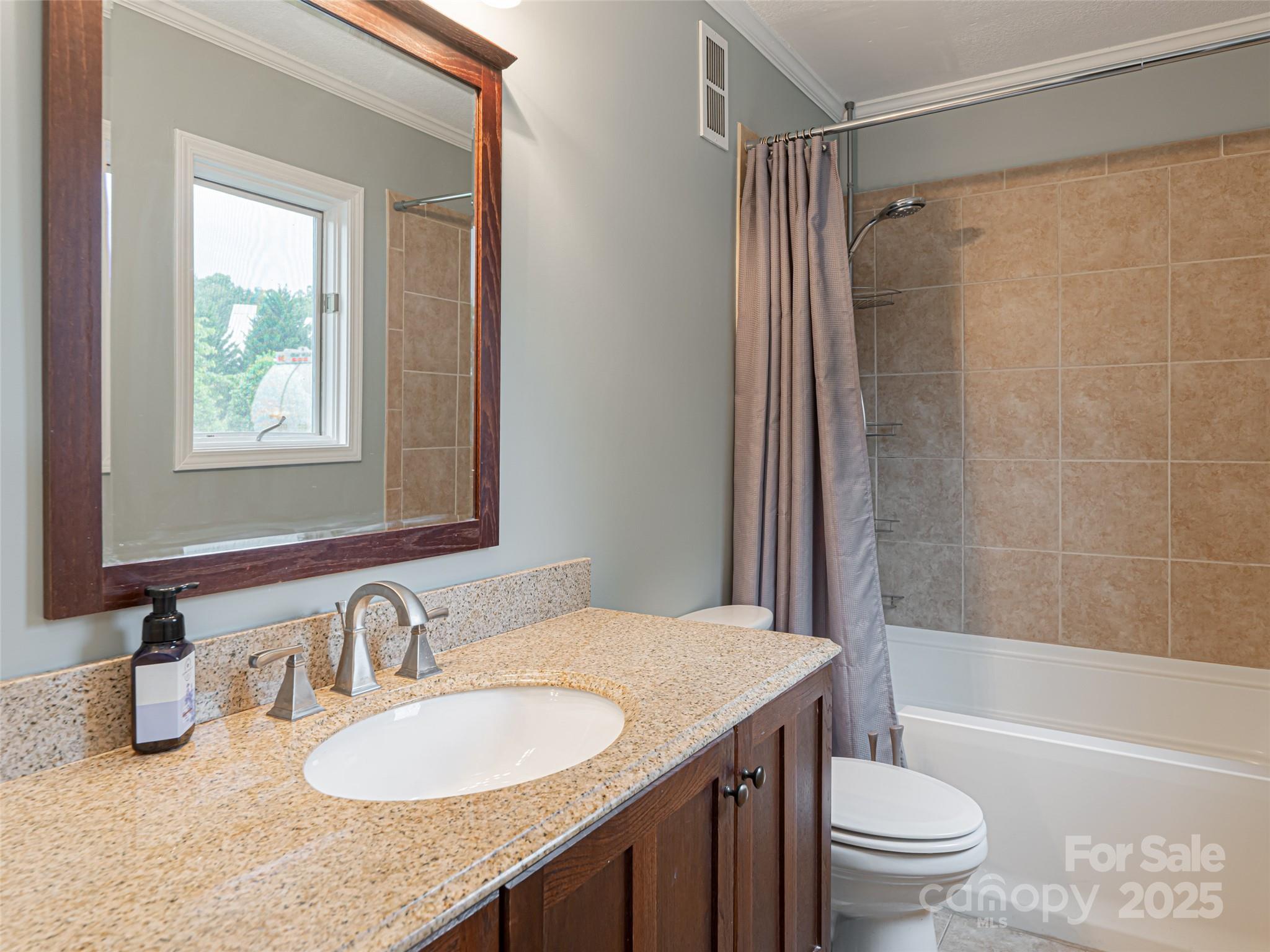 201 Racquet Club Road, Unit 21 Asheville, NC 28803 - Photo 18 of 33 Gallery Image 18