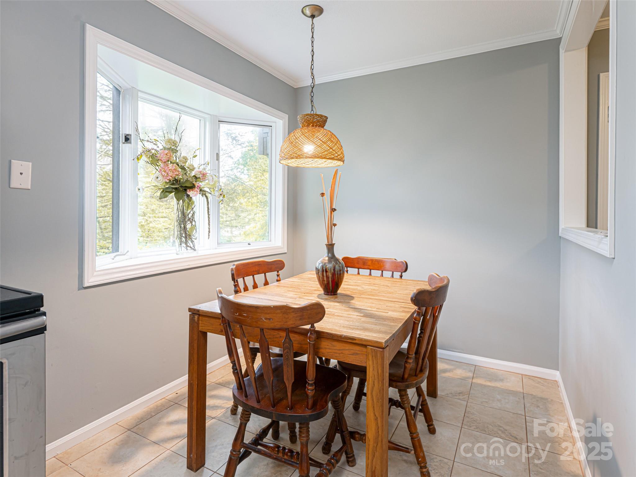 201 Racquet Club Road, Unit 21 Asheville, NC 28803 - Photo 9 of 33 Gallery Image 9