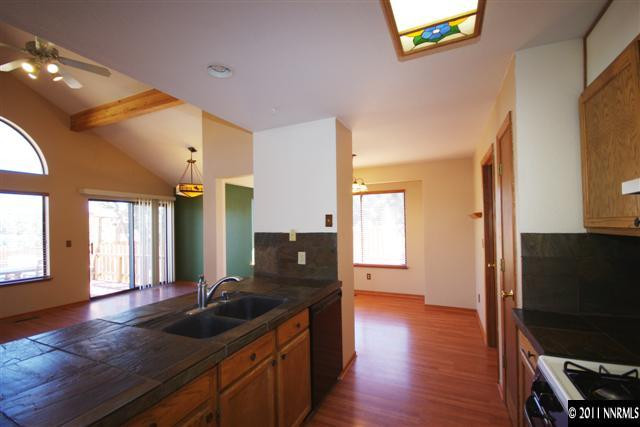 2431 Grizzly Road Reno, NV 89521 - Photo 7 of 13 Photo 7
