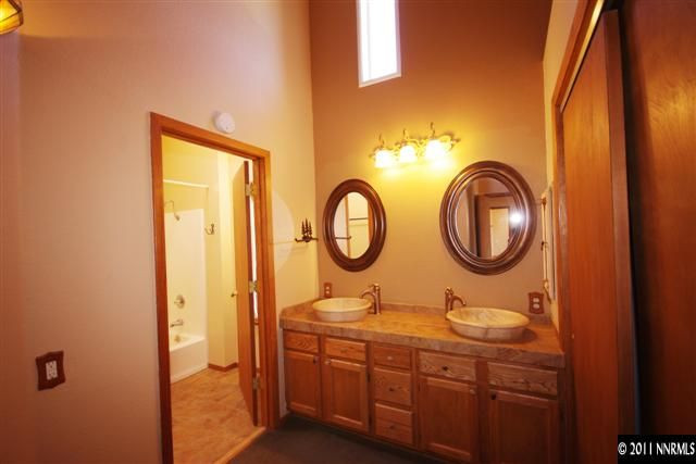 2431 Grizzly Road Reno, NV 89521 - Photo 9 of 13 Photo 9