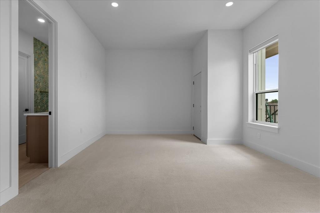 10576 Buccaneer Point Frisco, TX 75036 - Photo 29 of 40 an empty room with windows